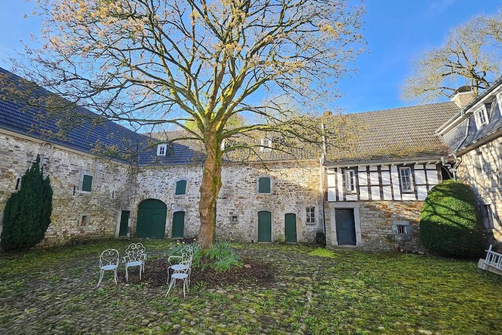 Das Ganze Chateau Thor - Bis Zu 20 Personen Villa Lontzen Buitenkant foto